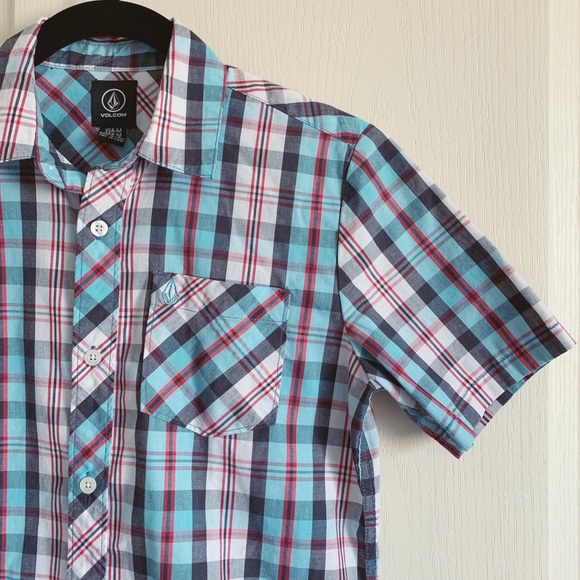 Boy’s Volcom Plaid Short-Sleeve Shirt - Picture 2 of 3